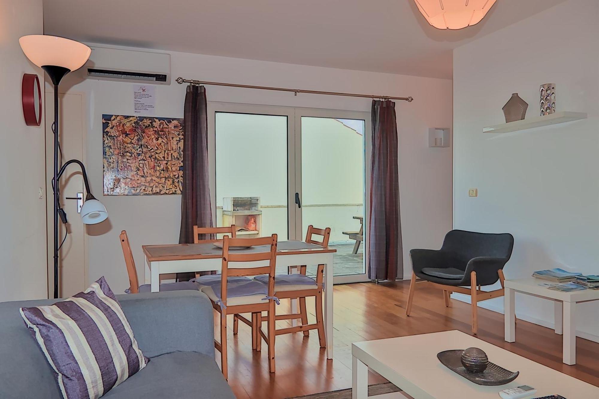 Downtown Praia Da Vitoria Al Room photo